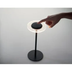 Akumulatorowa żelazna lampa / Czarny MO2950-03