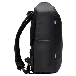 Antykradzieżowy plecak na laptopa z odblaskowymi detalami / Czarny IP31039611