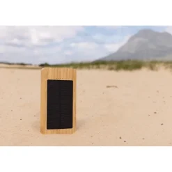 Bambusowy power bank 10000 mAh, ładowarka słoneczna / Brązowy P322.399