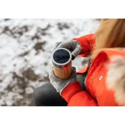 Bambusowy termos 500 ml, posiada sitko zatrzymujące fusy oraz dotykowy cyfrowy wyświetlacz temperatury napojów | Georgia / Drewno V4871-17