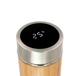 Bambusowy termos 500 ml, posiada sitko zatrzymujące fusy oraz dotykowy cyfrowy wyświetlacz temperatury napojów | Georgia / Drewno V4871-17