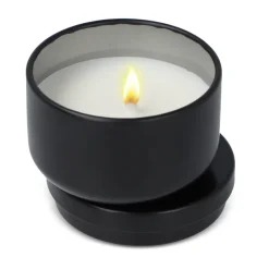 Bezzapachowa świeca roślinna Asana w puszce z recyklingu / Czarny LT90743-N0002