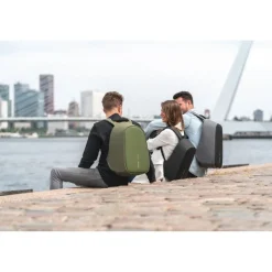 Bobby Hero Small plecak chroniący przed kieszonkowcami / Szary P705.701