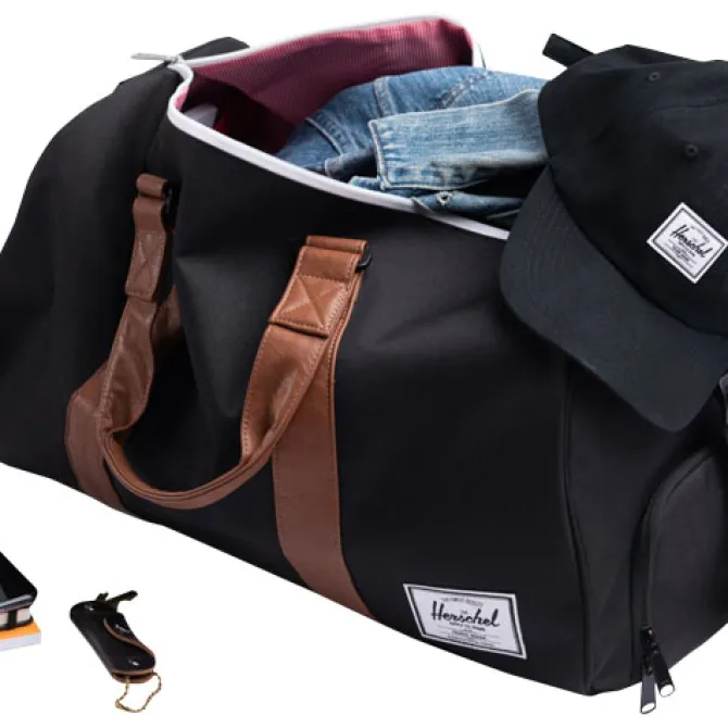 Herschel Novel™ torba podróżna 43 l / Czarny 12069390