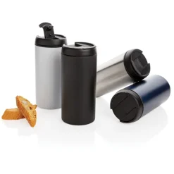 Kubek podróżny 300 ml Metro ze stali nierdzewnej z recyklingu / Czarny P435.041