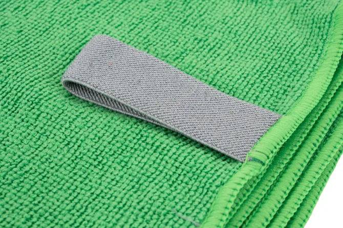 Mały ręcznik z mikrofibry 160 g/m² HUGH / Zielony 7475409