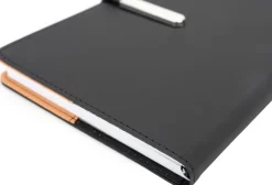 Notatnik A5 w linie ELEGANCE Pierre Cardin / Czarny B4016600IP303