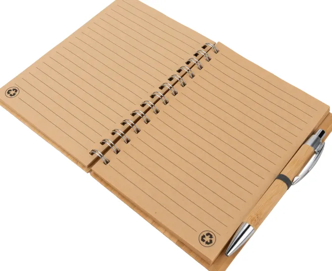 Notatnik A5 w linie z papieru z recyklingu FRANCESCA / Brązowy 2890901