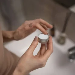 Okrągła puszka aluminiowa z recyklingu Lipbalm / Srebrny LT90488-N0005