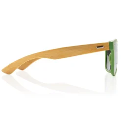 Okulary przeciwsłoneczne, plastik z recyklingu / Zielony P453.977
