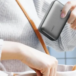 Power bank 20000 mAh Aukey / Grafitowy VAM14-15