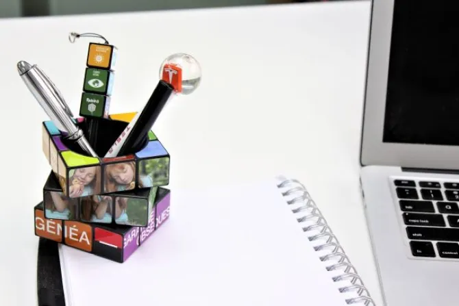 Rubik's Pen Pot / Wielokolorowy RBK07
