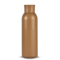 Sagaform Tekla Push stalowa butelka z zakrętką (z recyklingu) 500 ml / Beżowy LT52134-N0055
