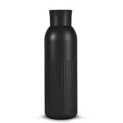 Sagaform Tekla Push stalowa butelka z zakrętką (z recyklingu) 500 ml / Czarny LT52134-N0002