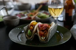 Stojak na tacosy DITTE 2-szt, szary/czarny / Czarny 5018333-